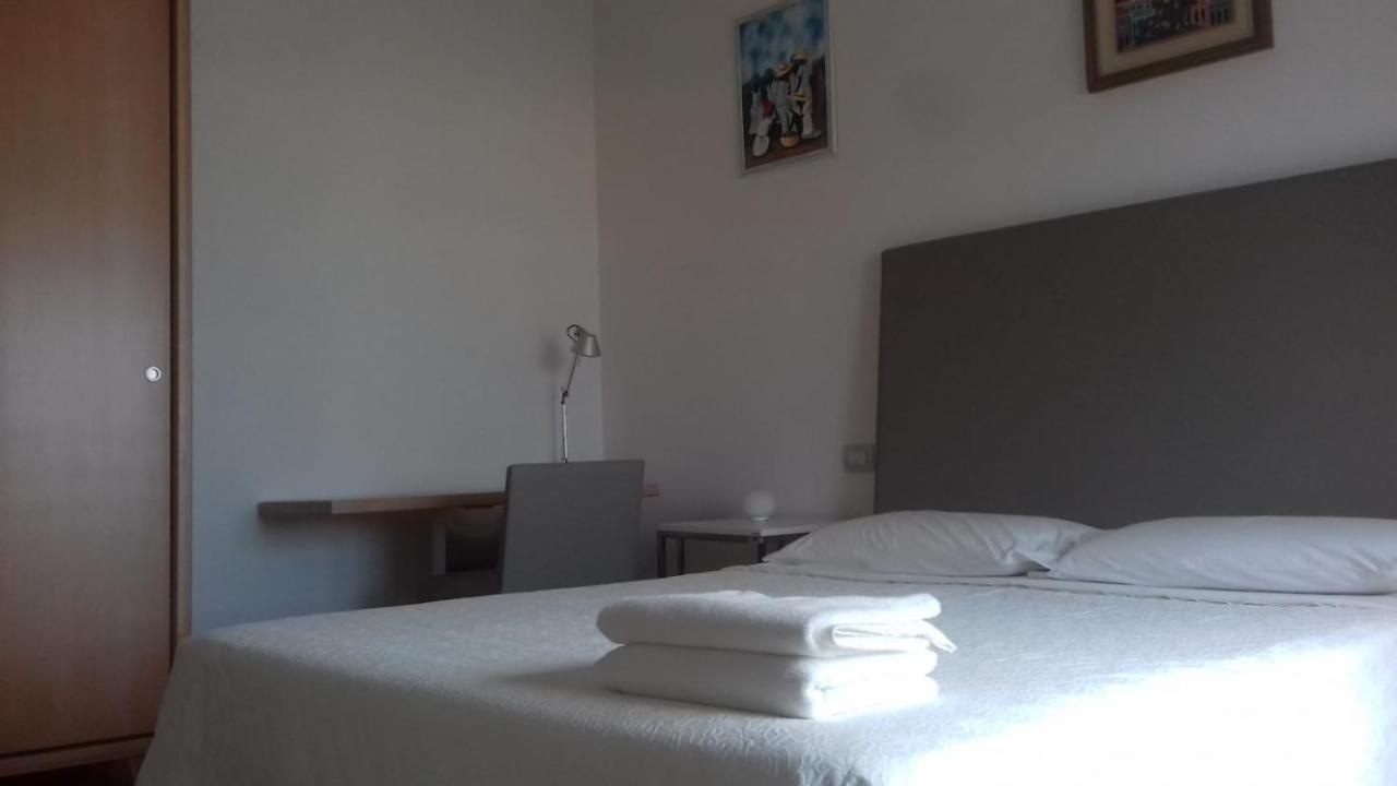 Bed and Breakfast Belo Horizonte Чивитанова-Марке Экстерьер фото